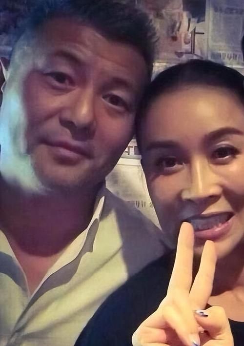 那英现任老公是谁他们婚后生活幸福吗