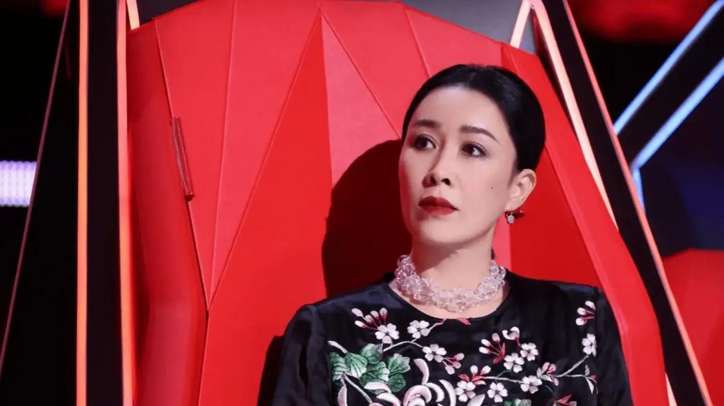 那英的全名叫什么揭秘天后真实姓名由来