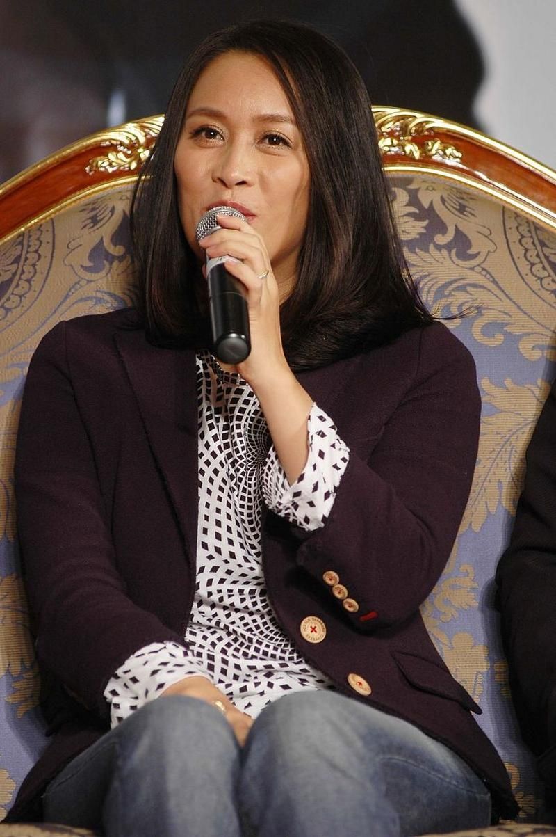 那英的子女现在多大了 看看歌坛天后的家庭生活