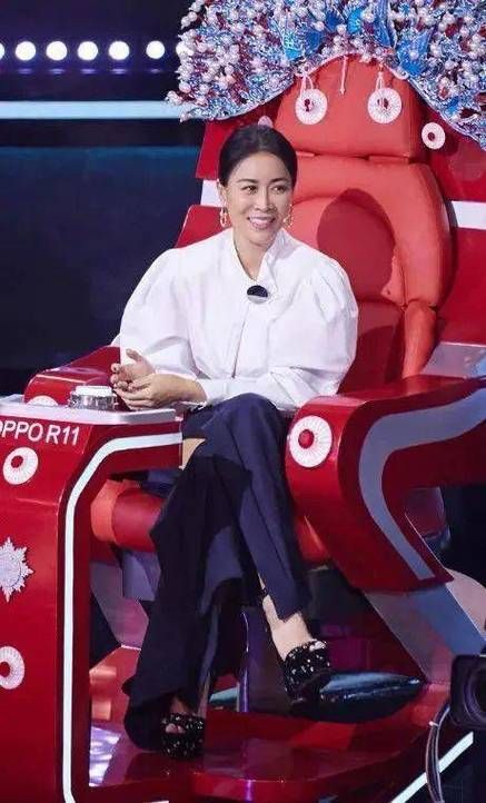 那英的家世原来这么牛难怪能在娱乐圈站稳脚跟