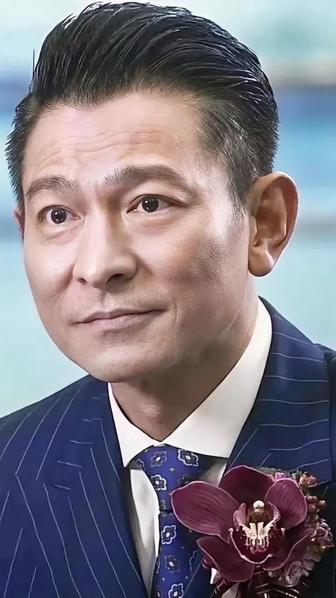 那英眼中的刘德华 天后级歌手这样评价天王