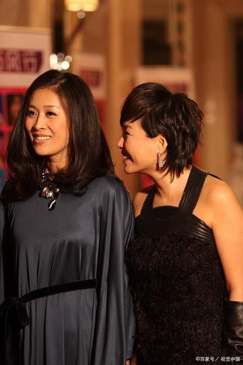 那英组姐妹私下关系曝光原来她们这么亲密