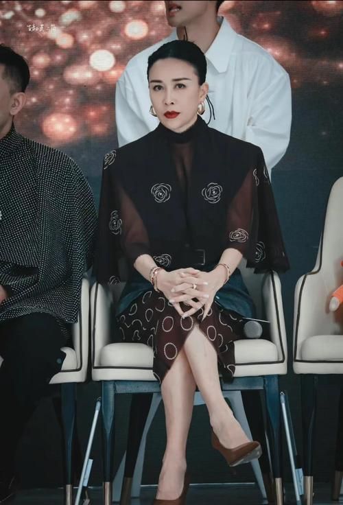 那英美腿和普通腿区别 从这几点就能看出来