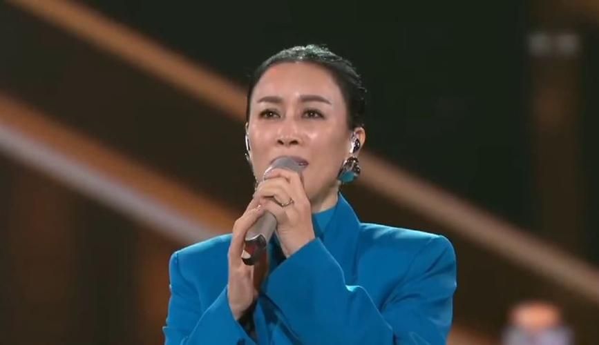 那英翻唱周杰伦的歌引发热议 网友直呼太惊艳