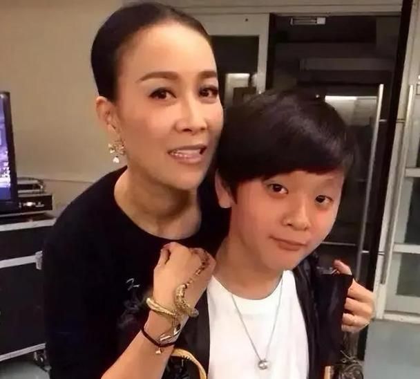 那英老公近况曝光两人婚姻现状大揭秘
