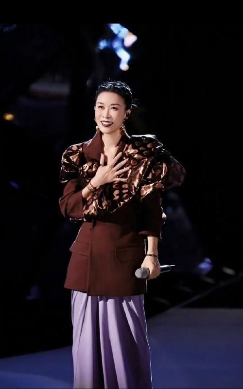那英那一年出生她的成名曲与年龄有什么关系