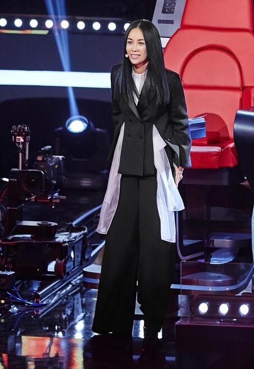 那英高跟鞋品牌大揭秘明星同款原来这么选