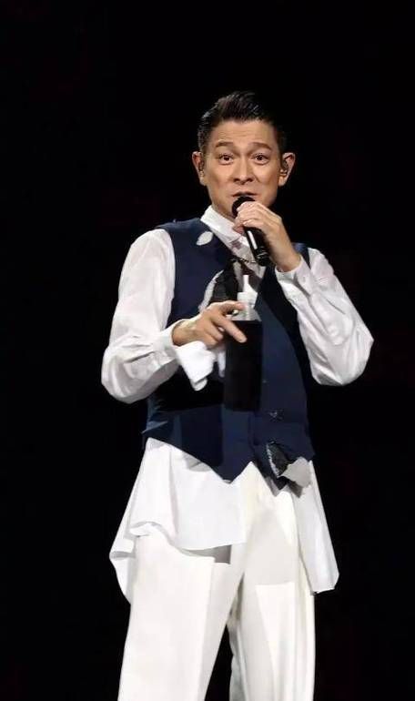 重温经典刘德华张学友沉默是金现场版视频