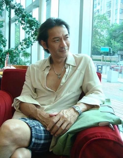 重磅！江华晒与刘德华合照，引发网友回忆杀