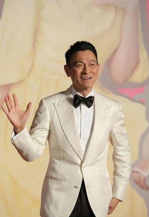 长得像刘德华的演员们，他们的演艺之路是怎样的？
