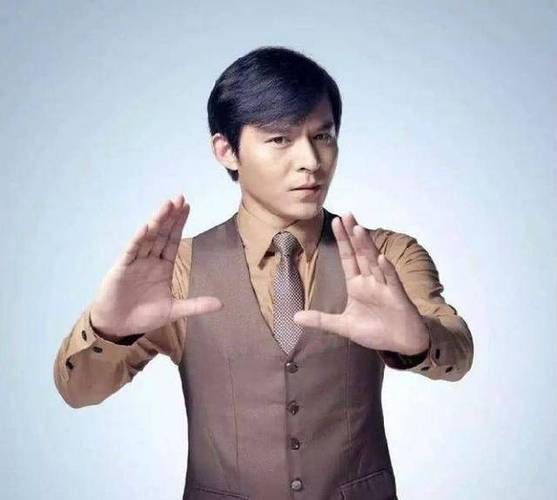 陈黎明模仿刘德华走红 粉丝疯狂点赞
