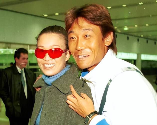 高峰曾是那英前夫 如今生活现状令人唏嘘