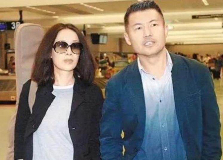 高峰现状深度解析 那英老公这些年经历了什么