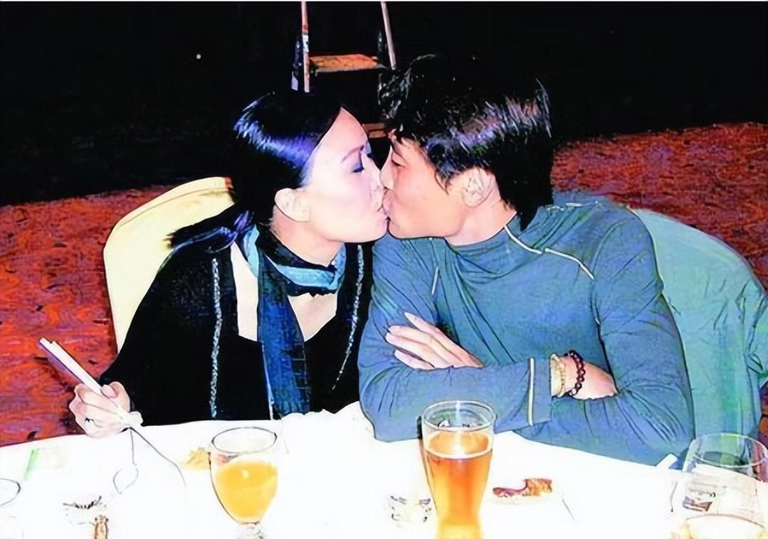 高峰那英老公和孩子 他们的家庭关系如何