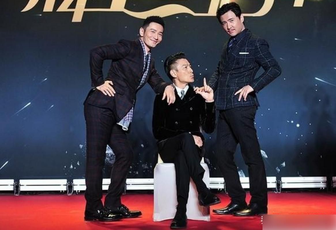 黄晓明和刘德华：你更喜欢哪位男神？他们的经典作品盘点