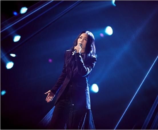默歌曲那英现场版 比录音室更震撼的演唱