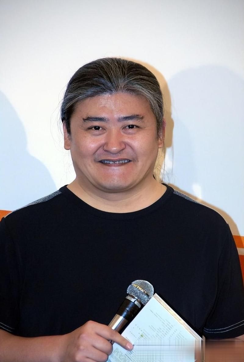 2022刘欢又胖了