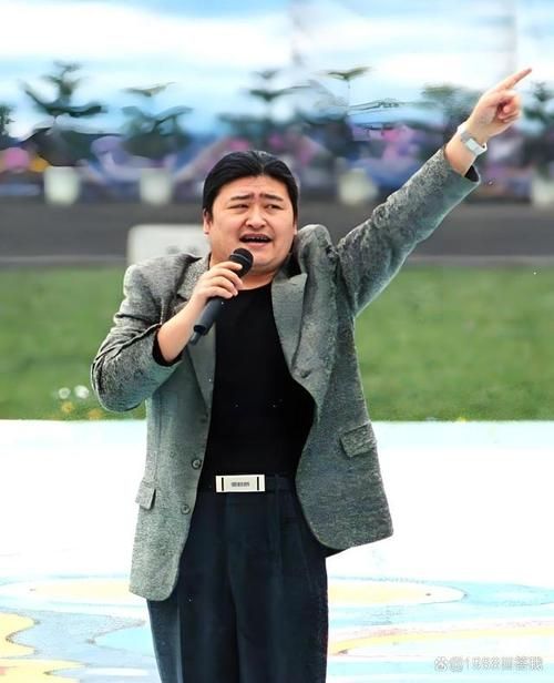中国新歌声刘欢救人