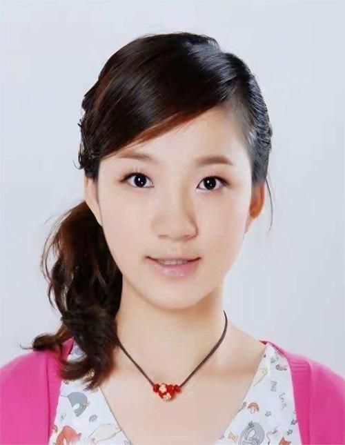 主持人刘欢女儿的图片
