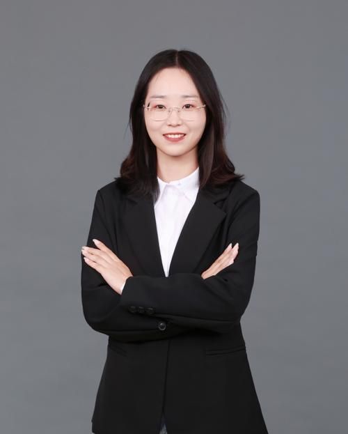 乌海海区一小刘欢老师