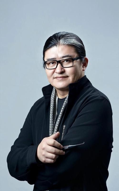 刘欢在石嘴山教什么