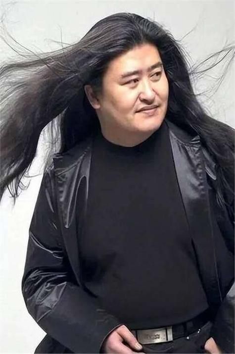 刘欢声带息肉