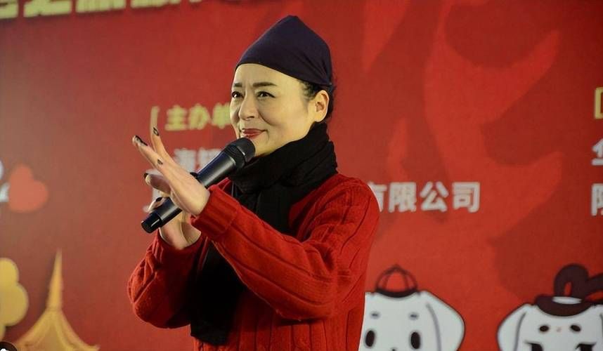 刘欢对金炜玲的视频