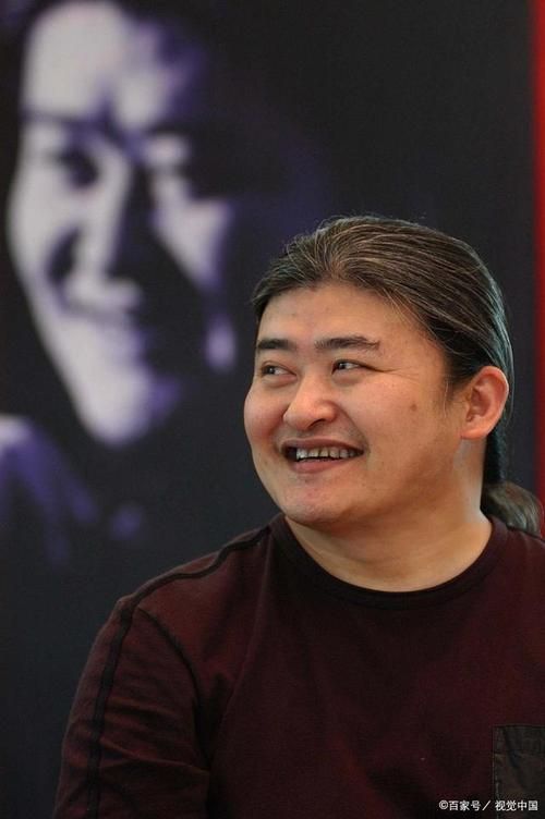 刘欢文章演的小苹果