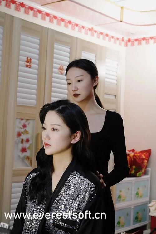 刘欢欢妈妈
