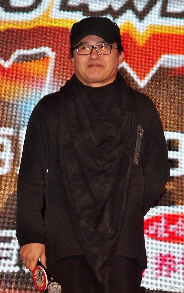 刘欢滑肩