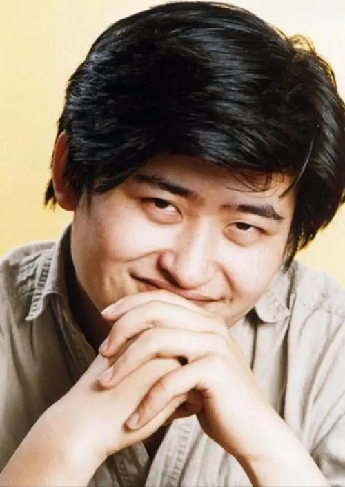 刘欢烟也少了