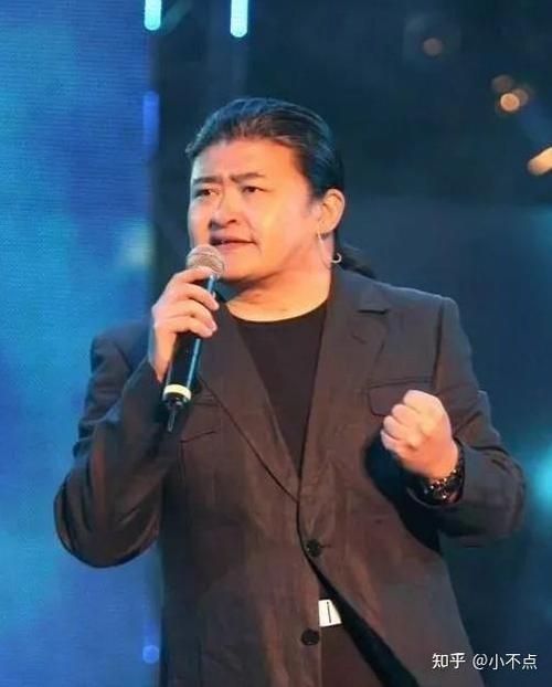 刘欢窦唯同台演唱