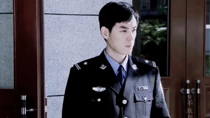 刘欢警官