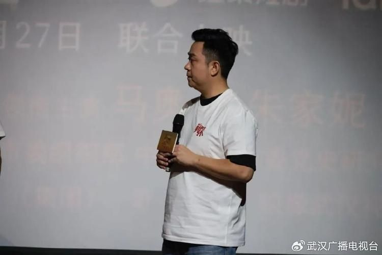 刘胡轶刘欢从前慢