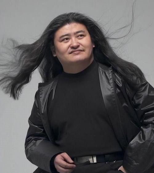 刘雯刚刘欢什么关系