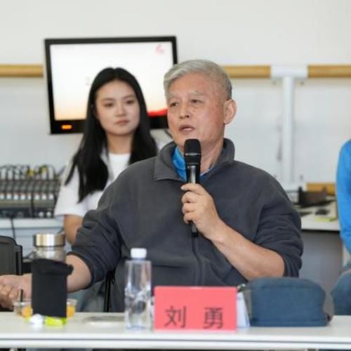 北京联合大学马勇杰刘欢